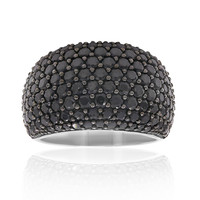 Bague en argent et Spinelle noir