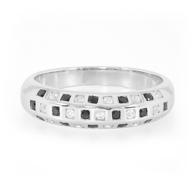 Bague en argent et Spinelle noir