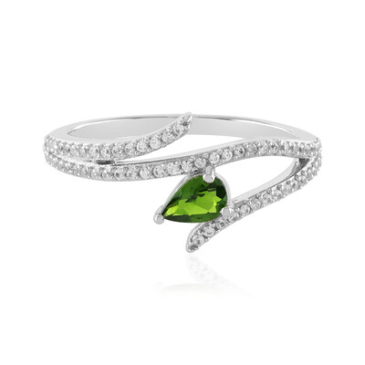 Bague en argent et Diopside de Russie