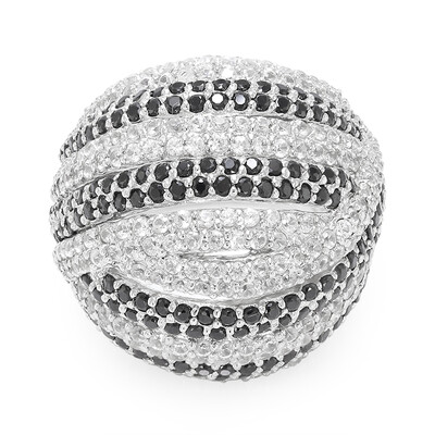 Bague en argent et Spinelle noir