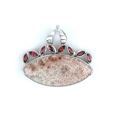 Pendentif en argent et Corail fossilisé