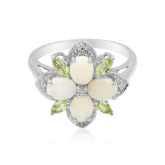 Bague en argent et Opale blanche