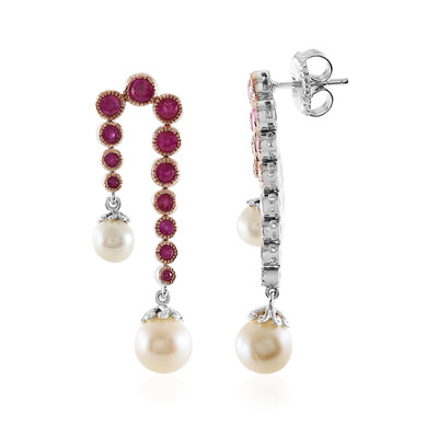 Boucles d'oreilles en argent et Perle d'eau douce de couleur crème (Gems en Vogue)