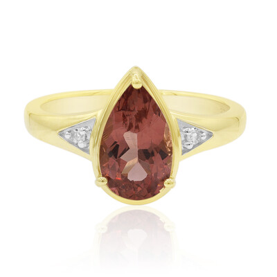 Bague en or et Apatite rouge