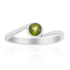 Bague en argent et Vésuvianite