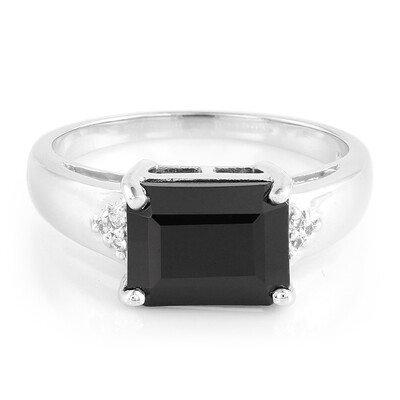 Bague en argent et Spinelle noir