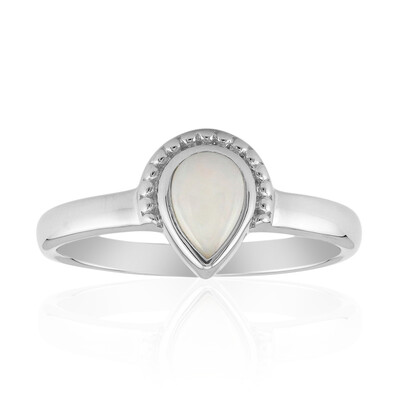 Bague en argent et Opale blanche