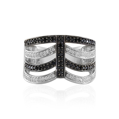 Bague en argent et Spinelle noir