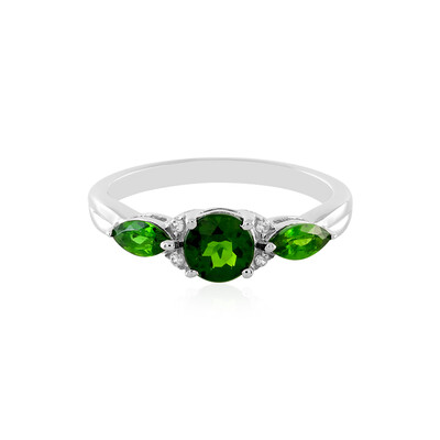 Bague en argent et Diopside de Russie