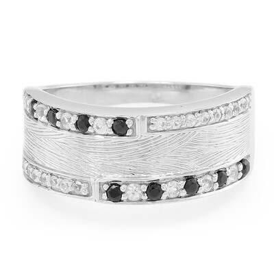 Bague en argent et Spinelle noir