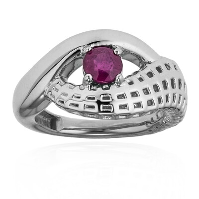 Bague en argent et Rubis de Bemainty (SAELOCANA)