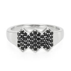 Bague en argent et Spinelle noir