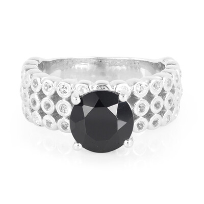 Bague en argent et Spinelle noir