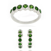 Bague en argent et Diopside de Russie