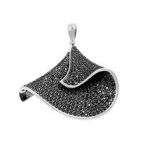 Pendentif en argent et Spinelle noir