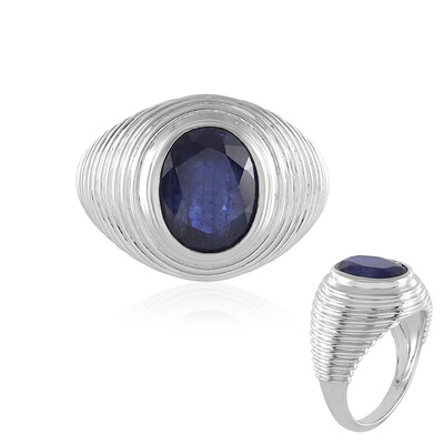 Bague en argent et Saphir bleu de Madagascar