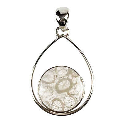 Pendentif en argent et Corail fossilisé