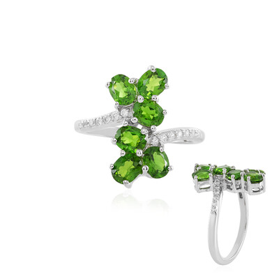 Bague en argent et Diopside de Russie