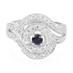 Bague en argent et Iolite de Ceylan